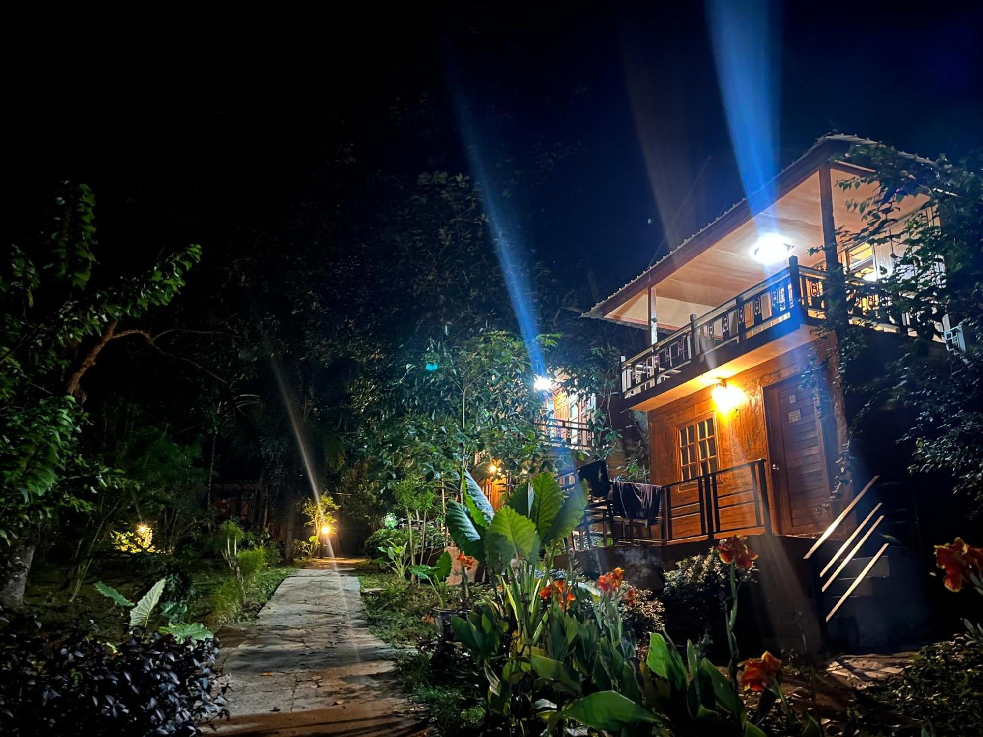 Koh Mook Garden Beach Resort Esterno foto