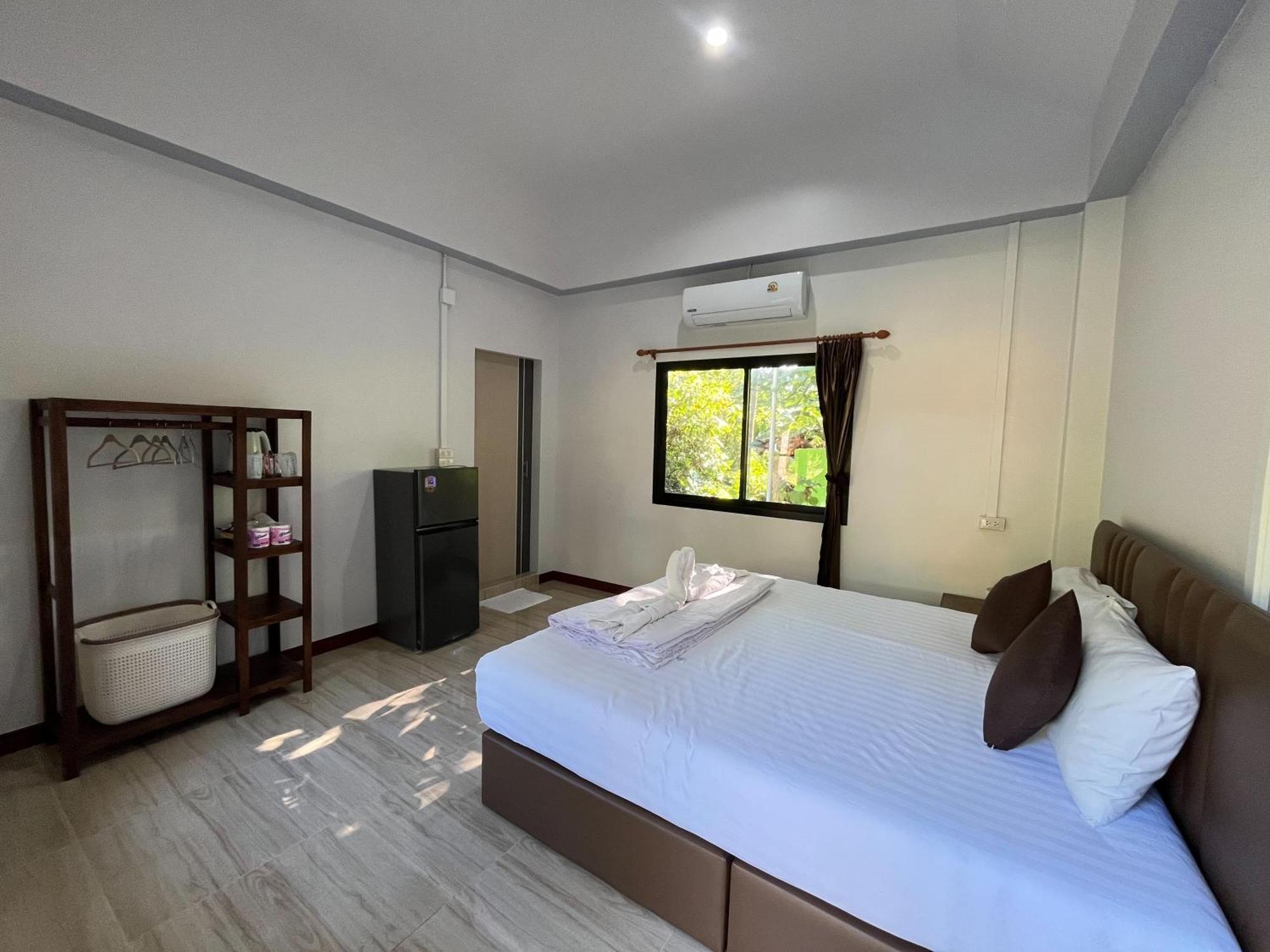 Koh Mook Garden Beach Resort Esterno foto